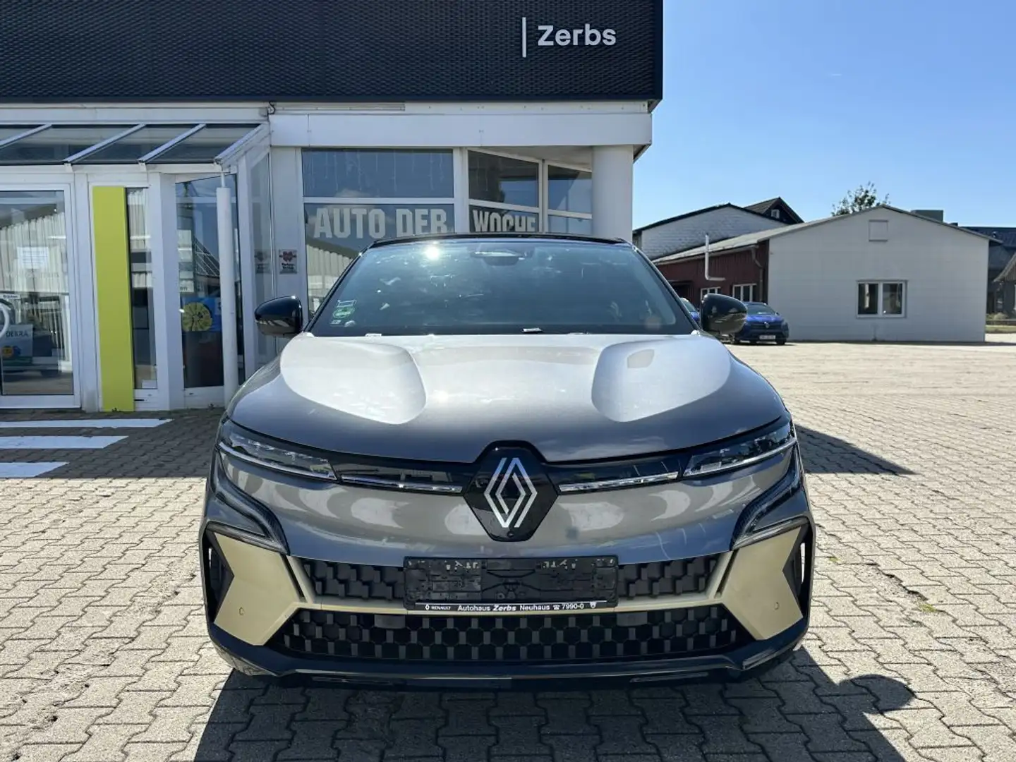 Renault Megane E-Tech EV60 220hp optimum charge Iconic Gris - 2