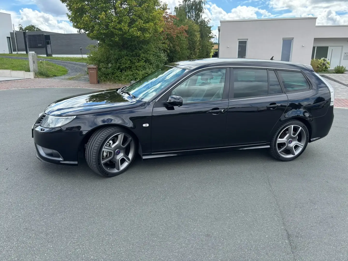 Saab 9-3 9-3 2.8 Turbo V6 Sport-Kombi TurboX XWD 15von2000 Schwarz - 2