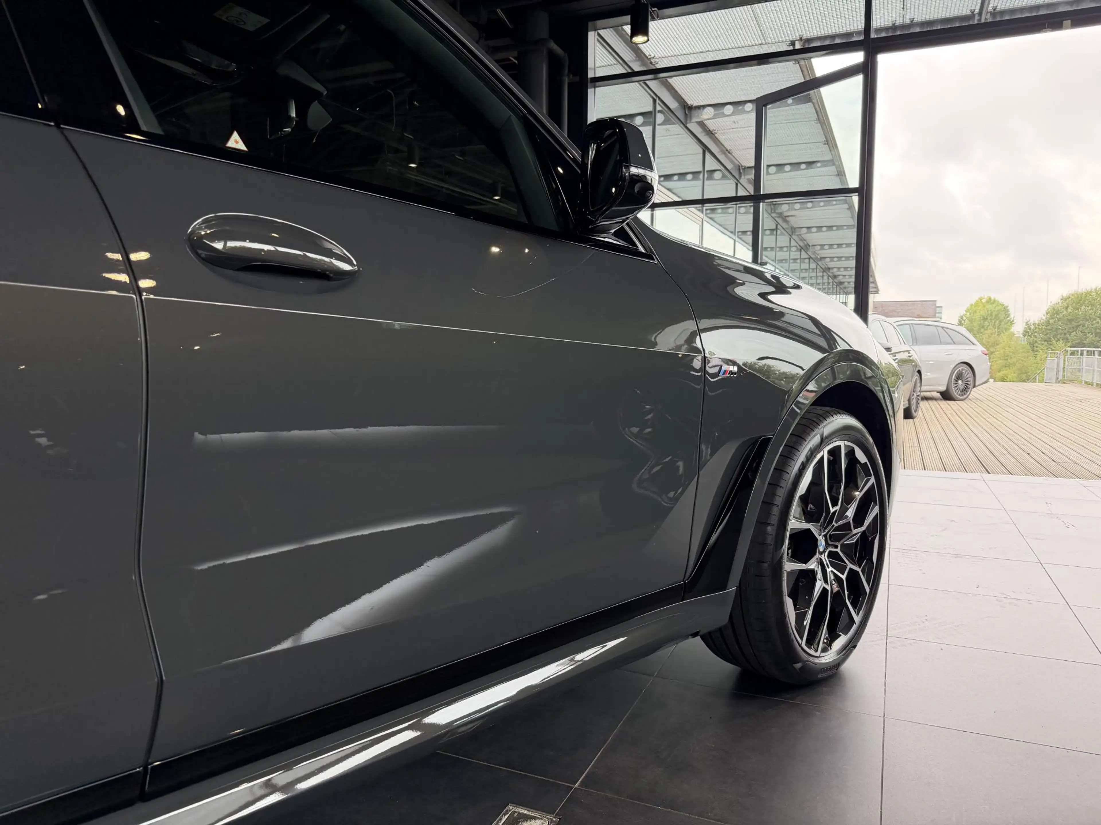 BMW X7 xDrive40i | M-SPORT | 22 INCH | SOFTCLOSE | INTEGR — photo 12