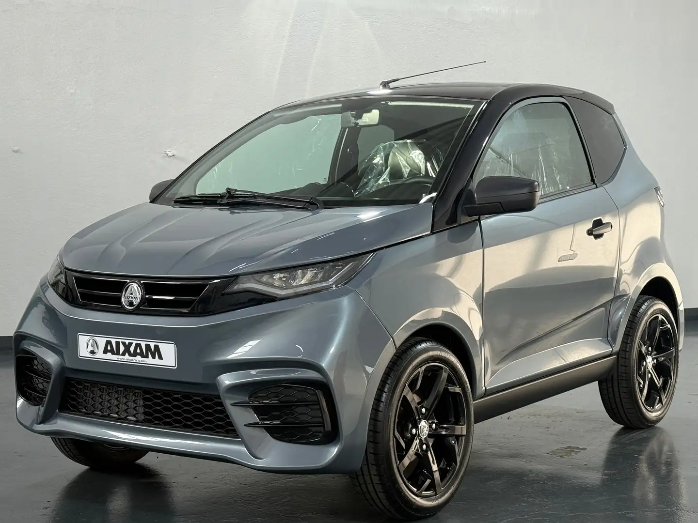 Aixam City Sport *TITANGRAU* *ZUSTELLUNG MGL.* *FINANZIERUNG* Grau - 1