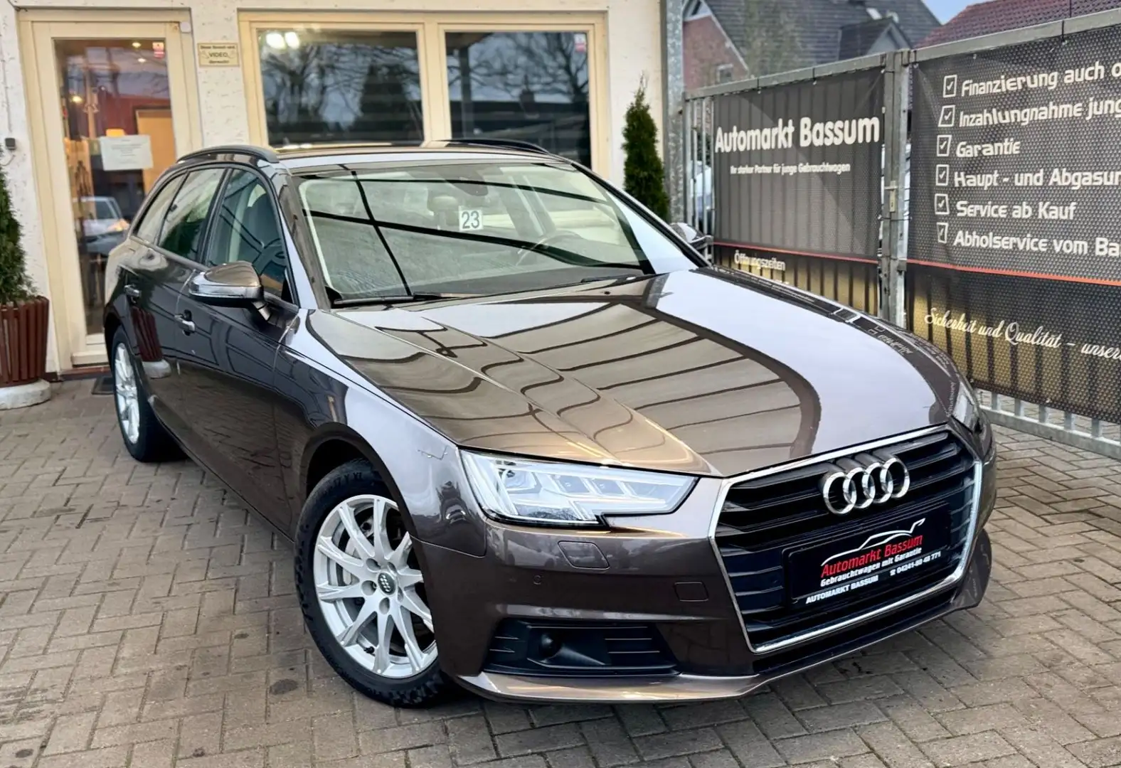 Audi A4 Avant 40 TDI Auto. Matrix|LED|AHK|PDC|Shz. Marrone - 1