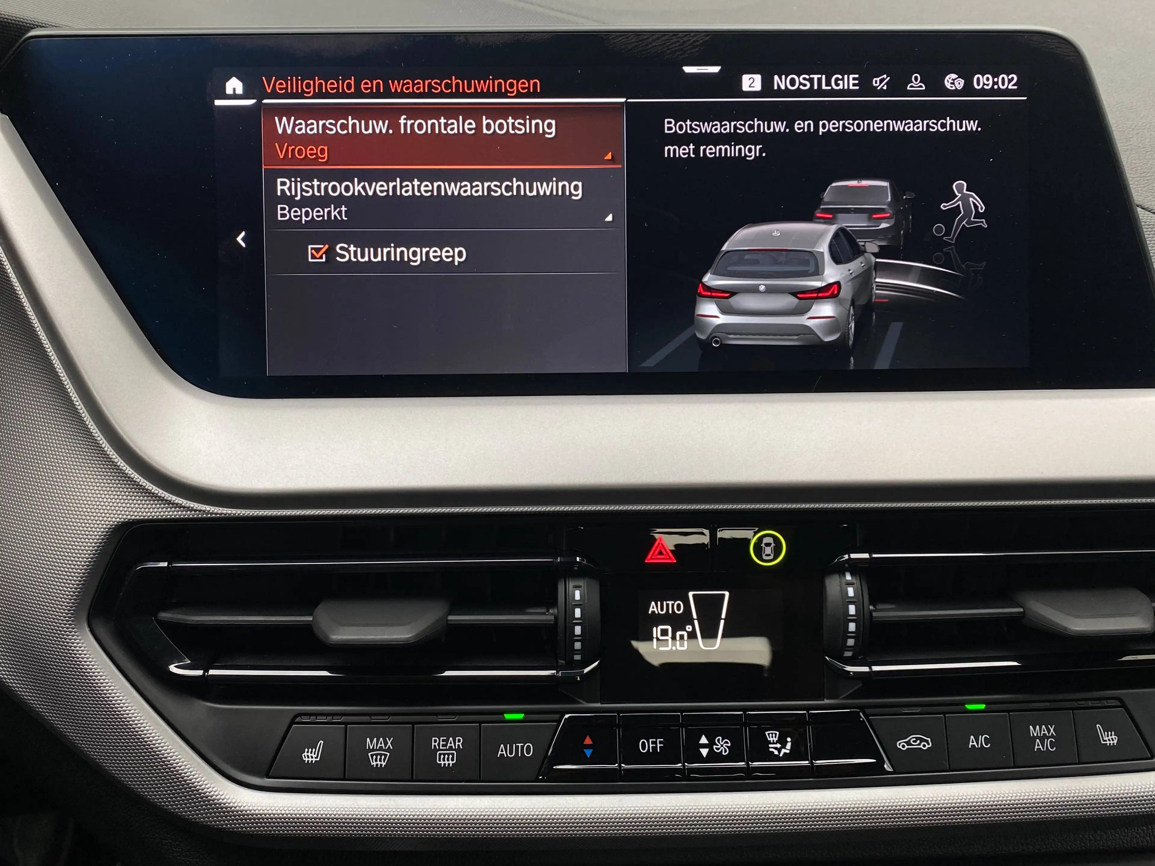 BMW 118 Live Cockpit,Apple carplay,Parkeerhulp met camera,LED koplampen — photo 14