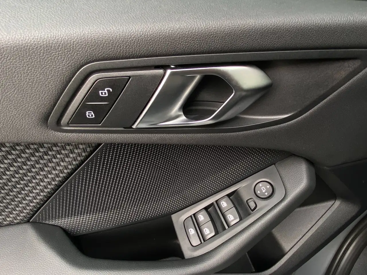 BMW 118 Live Cockpit,Apple carplay,Parkeerhulp met camera,LED koplampen, миниатюра 8
