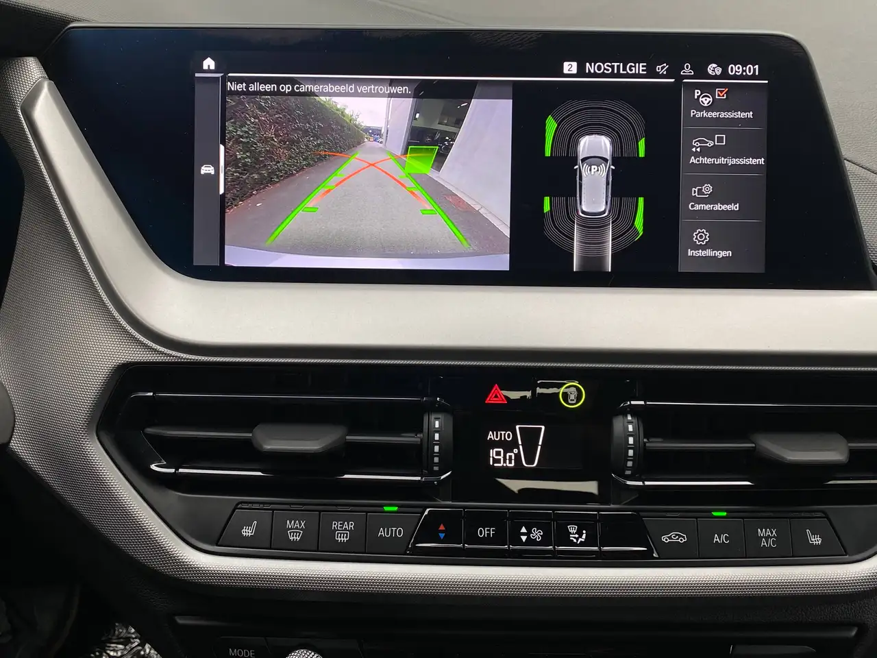 BMW 118 Live Cockpit,Apple carplay,Parkeerhulp met camera,LED koplampen, миниатюра 10