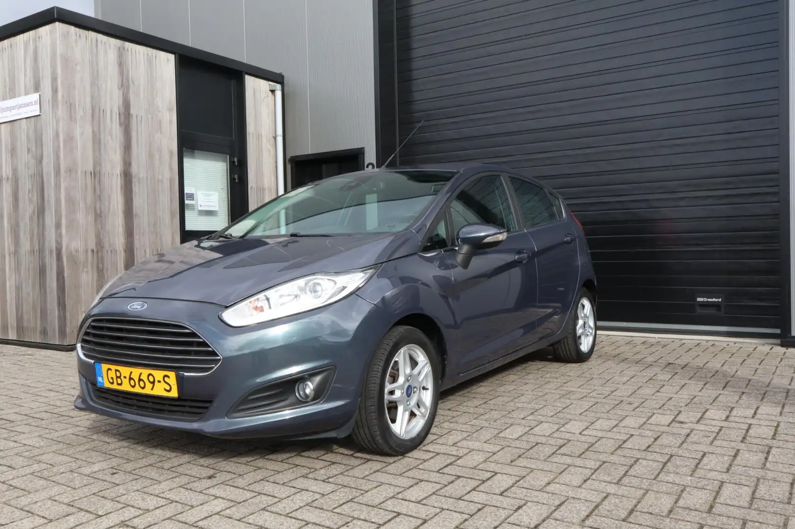 Ford Fiesta 1.0 EcoBoost Titanium 1E EIG | CRUISE | PDC | AIRC Grijs - 2