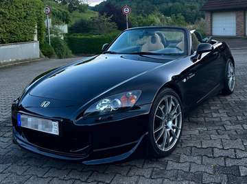 S 2000