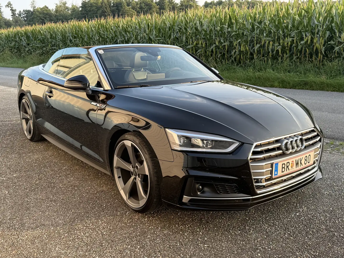 Audi A5 Cabrio 40 TFSI S line - 2