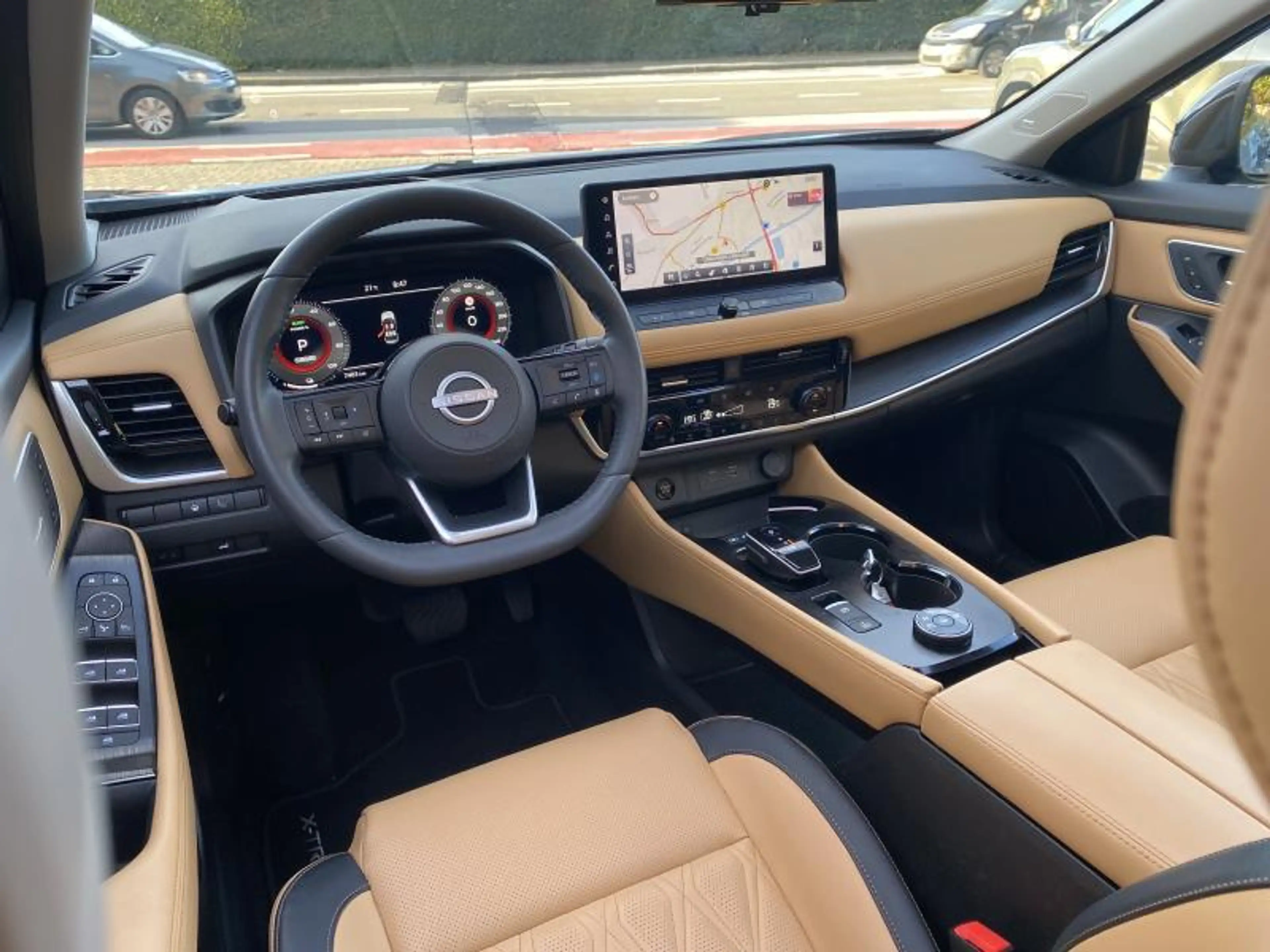 Nissan X-Trail TEKNA PLUS e-4orce = 4WD Directiewagen 4x4 met wei — photo 11