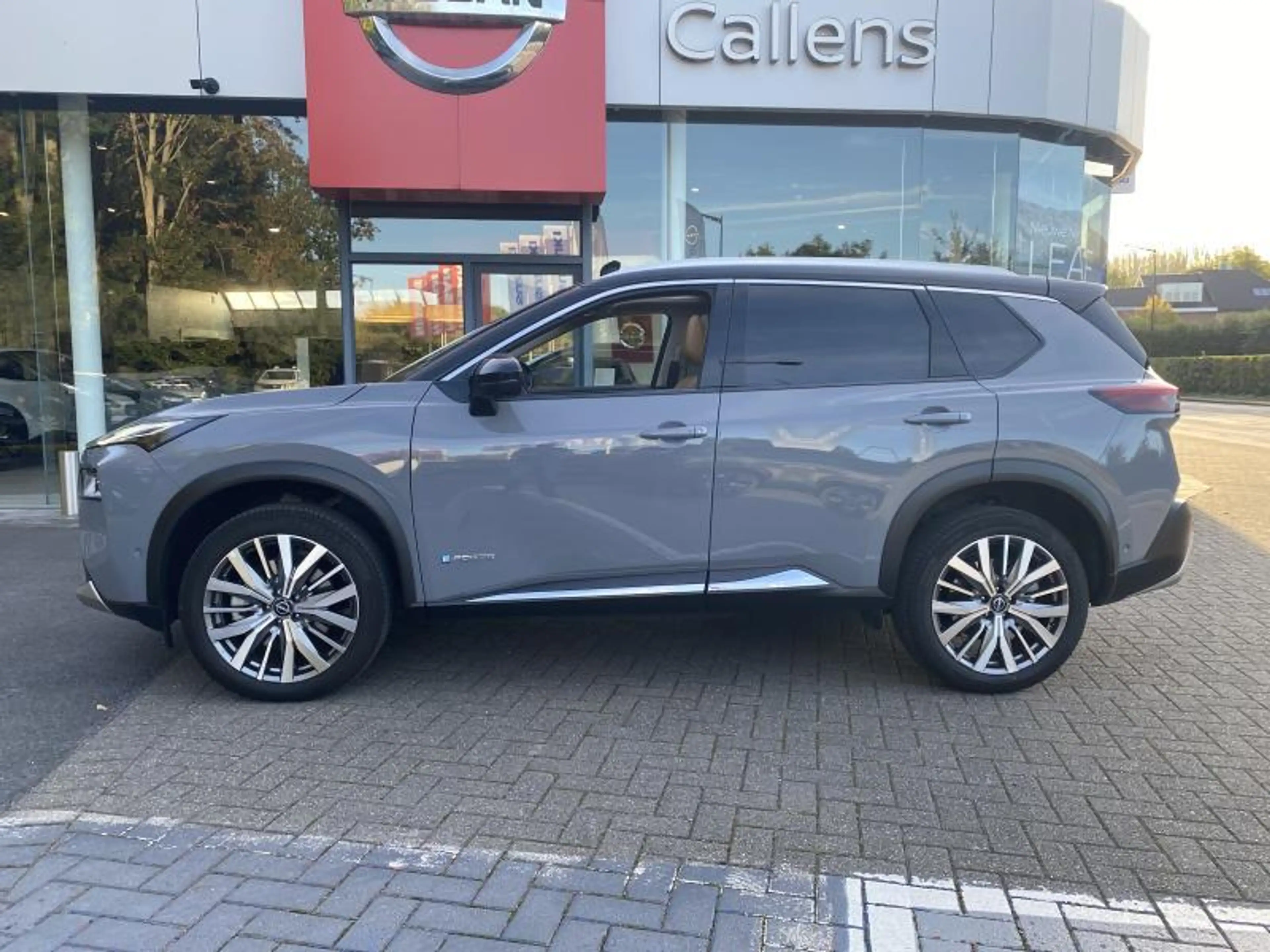 Nissan X-Trail TEKNA PLUS e-4orce = 4WD Directiewagen 4x4 met wei — photo 3