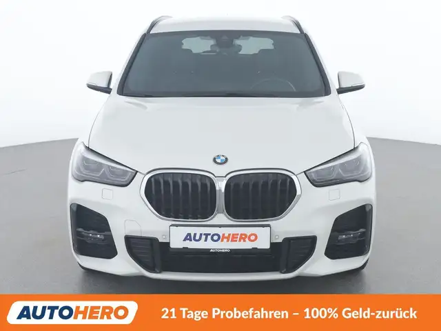 BMW X1 view 9
