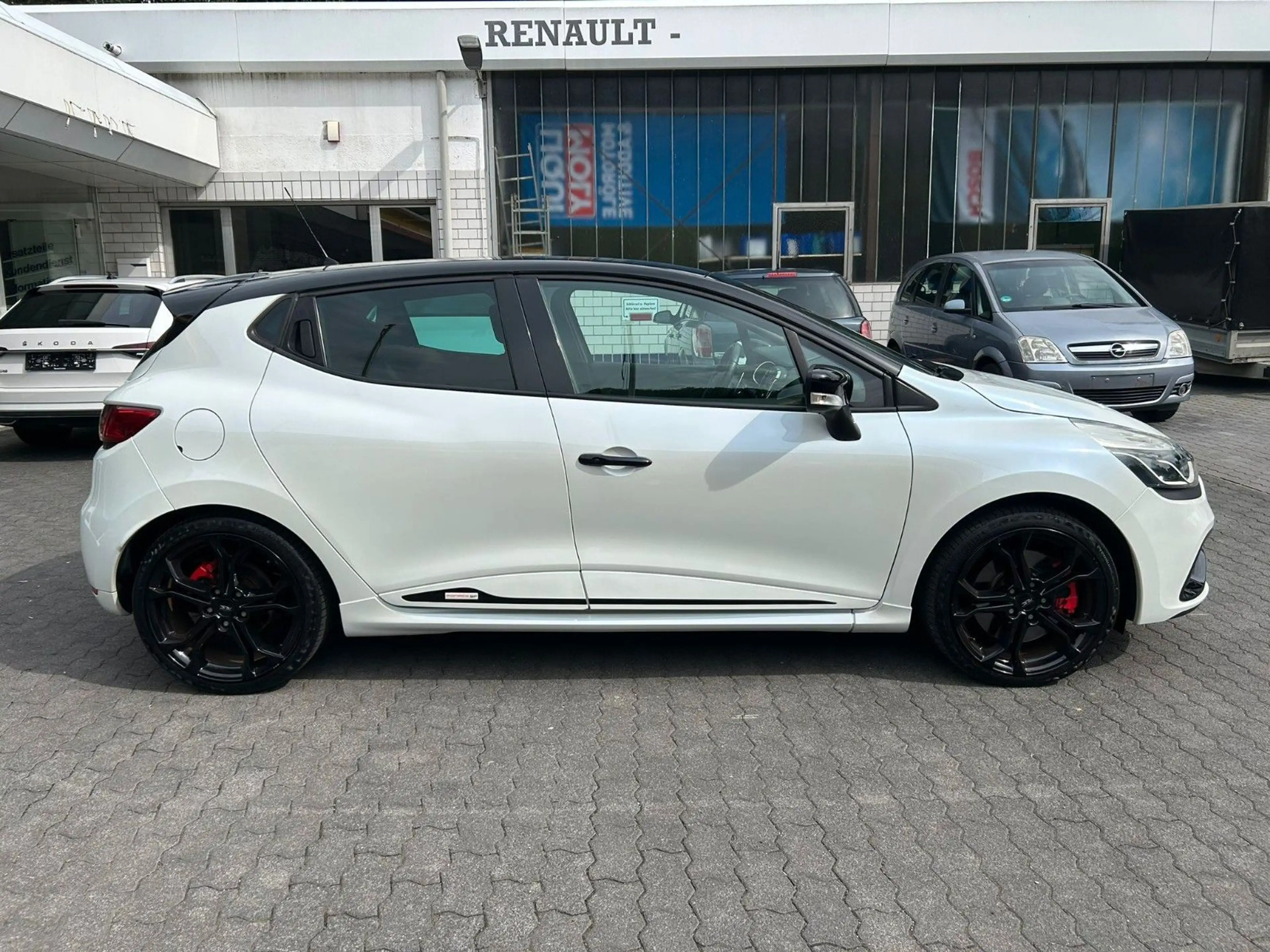 Renault Clio IV RS Monaco GP 2. Hd.scheckheft — photo 5