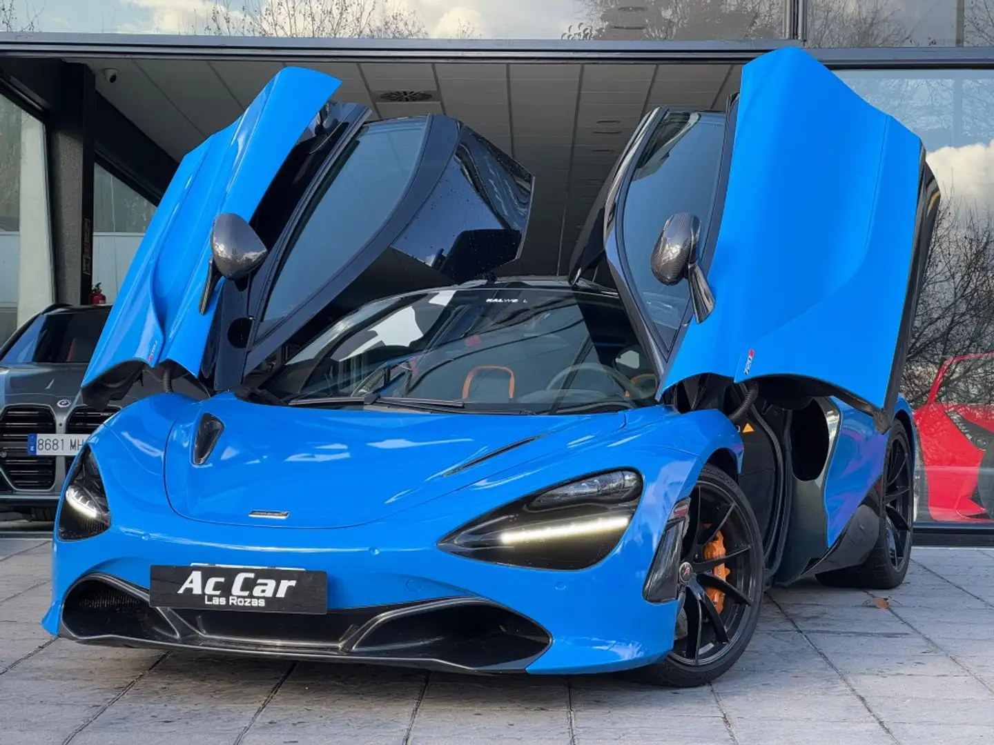 McLaren 720S - 1