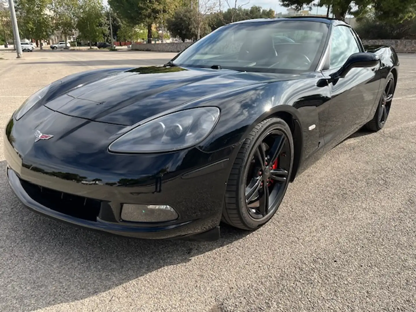 Corvette C6 Coupe C8 Coupe Coupe 6.2 V8 Stingray 3LT Launch Edition auto Schwarz - 2