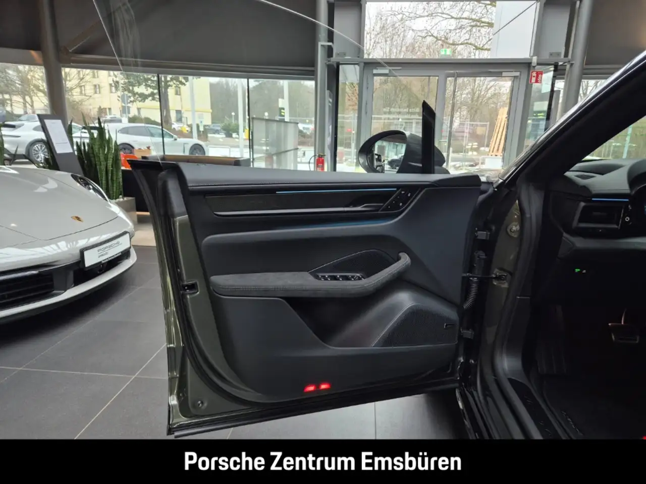 Porsche Macan GTS Pano Bose Hinterachslenk Servo-Plus Surround-V 14