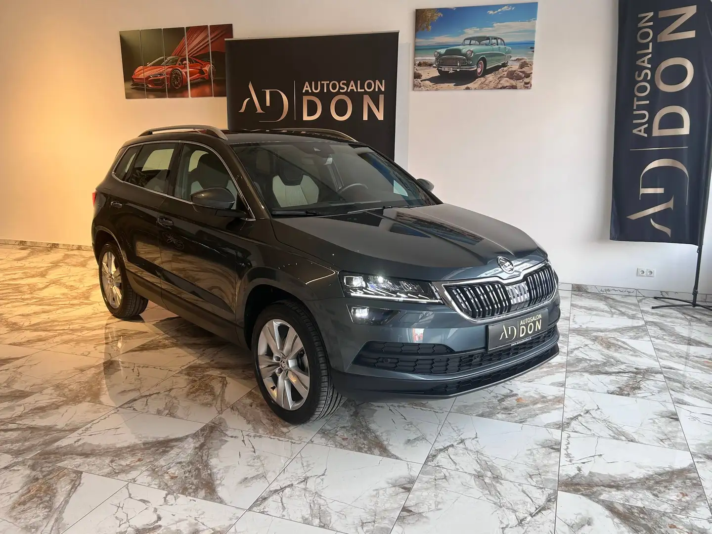 Skoda Karoq Style Limited / Automatik / Panoramadach / AHK Grau - 1