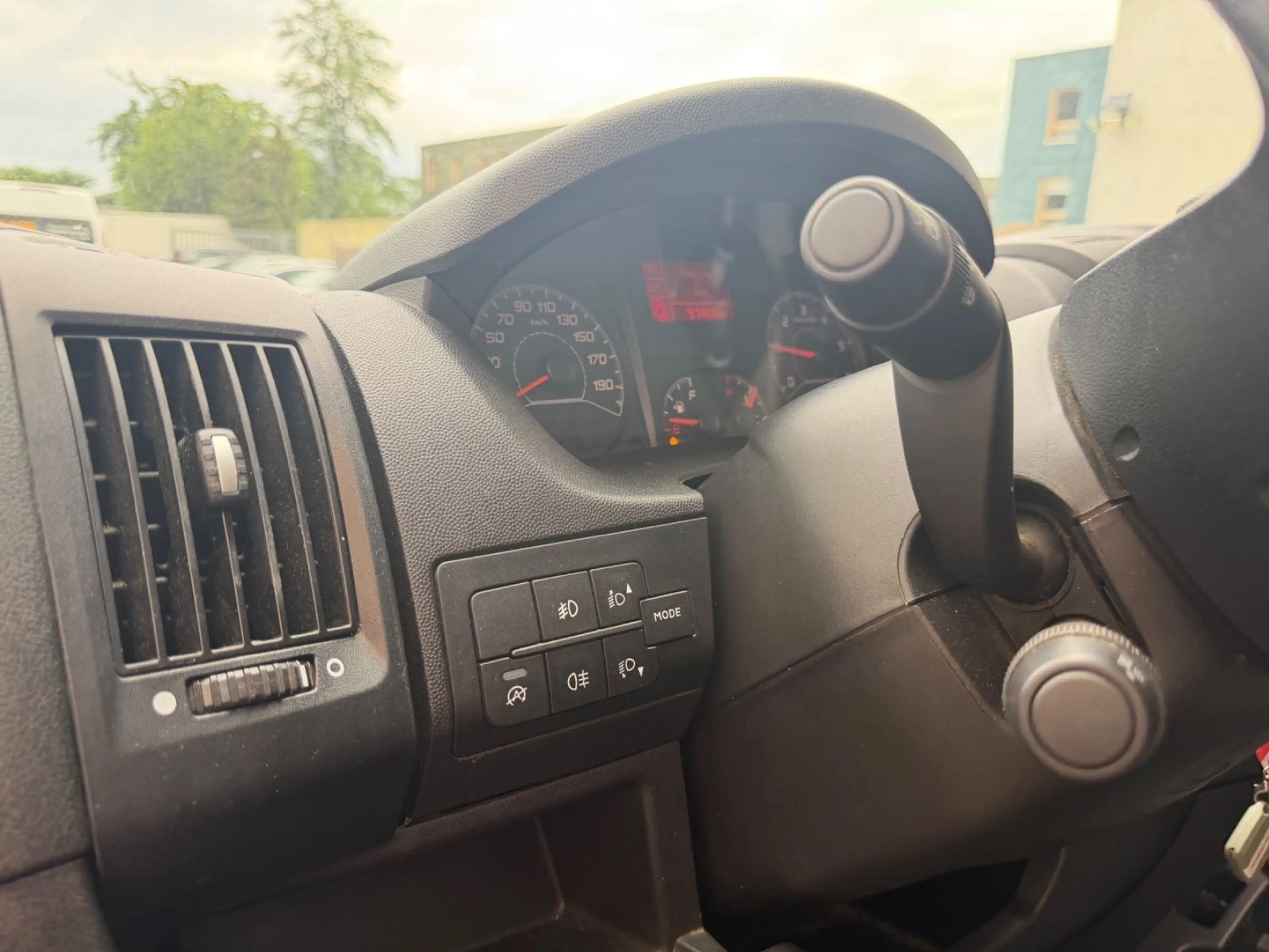Peugeot Boxer Kasten 328 L1H1 Pro BlueHDi 120 Stop&Start — photo 12