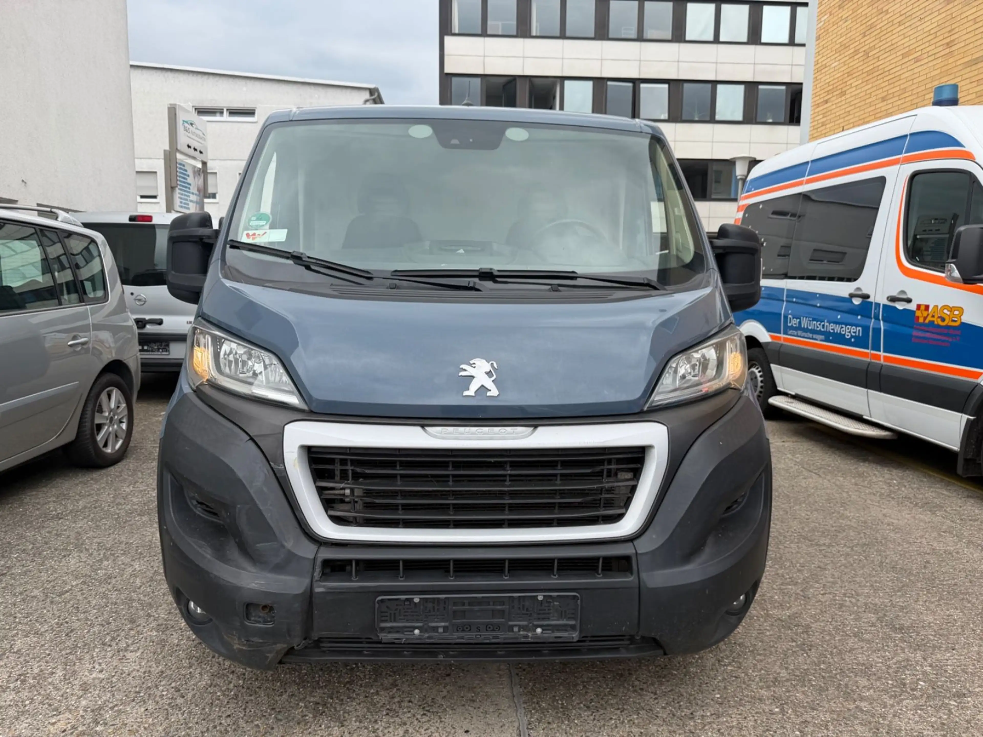 Peugeot Boxer Kasten 328 L1H1 Pro BlueHDi 120 Stop&Start — photo 2