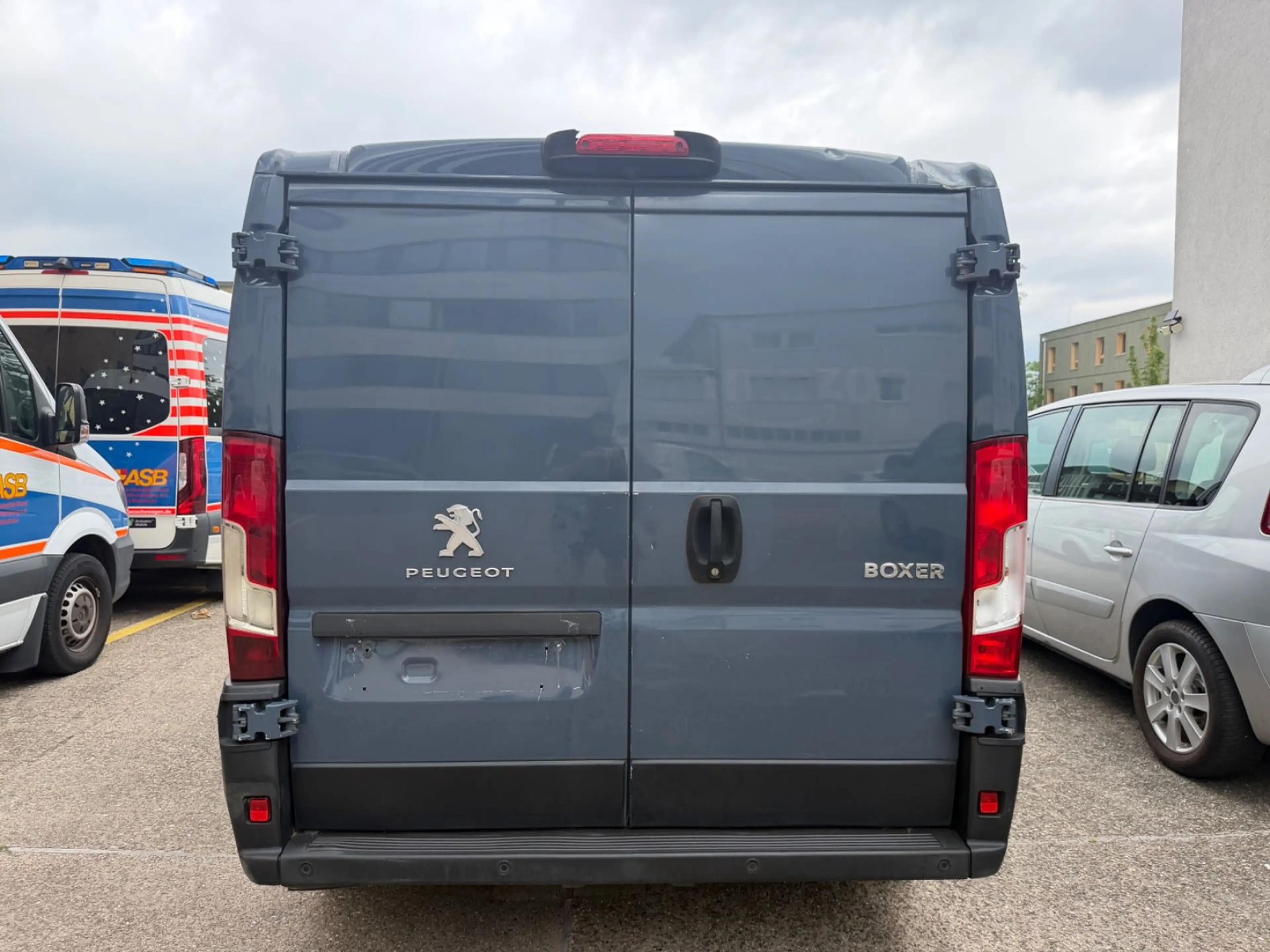 Peugeot Boxer Kasten 328 L1H1 Pro BlueHDi 120 Stop&Start — photo 4
