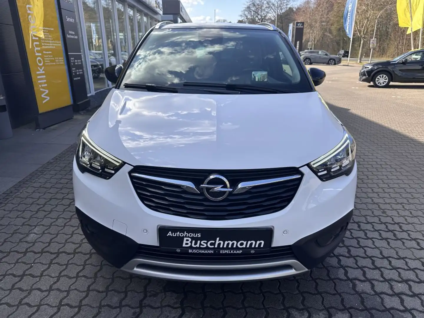 Opel Crossland X Ultimate +AHK+HUD+NAVI+ Weiß - 2