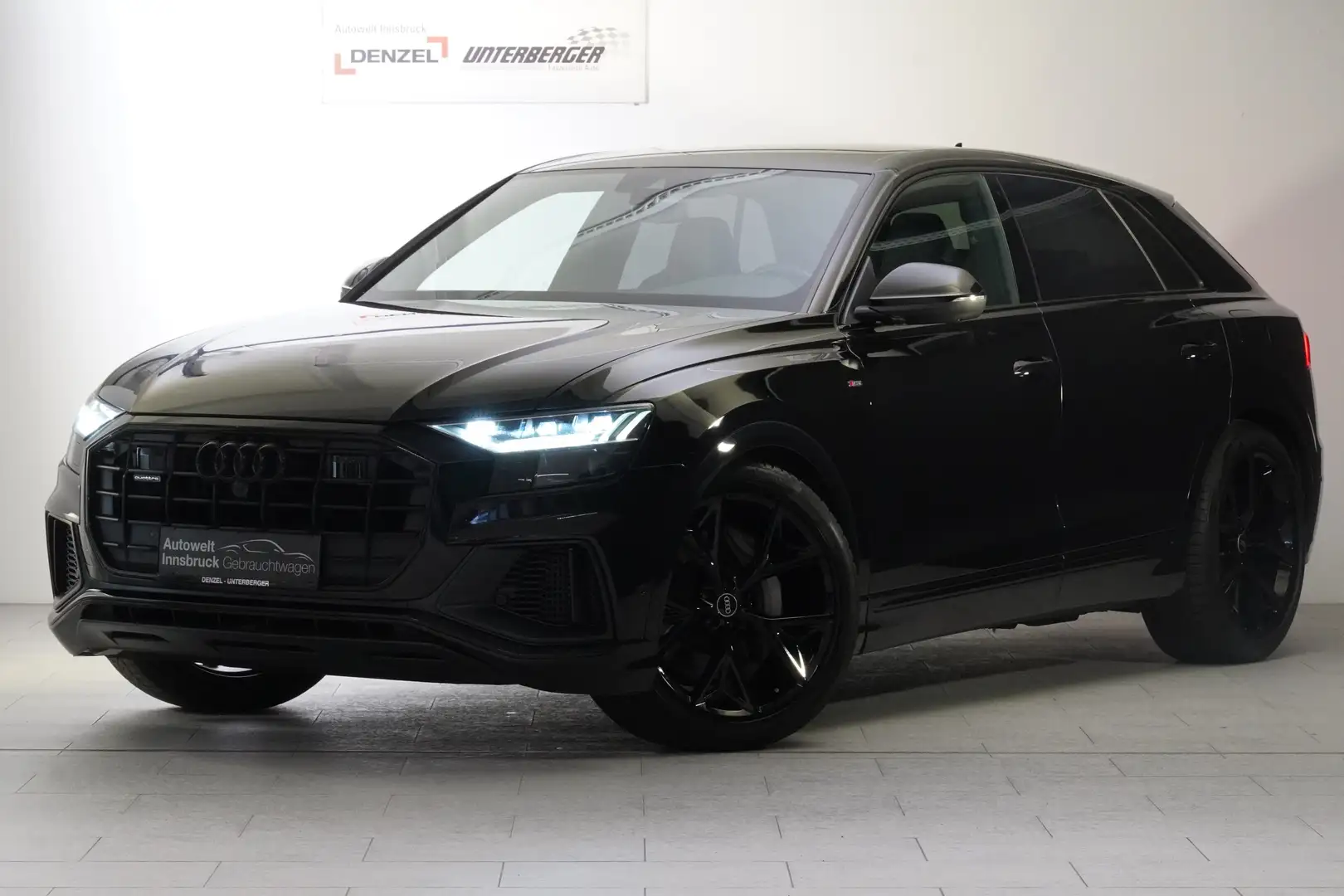 Audi Q8 55 TFSI e quattro Sportpaket RFK Tempomat Schwarz - 1