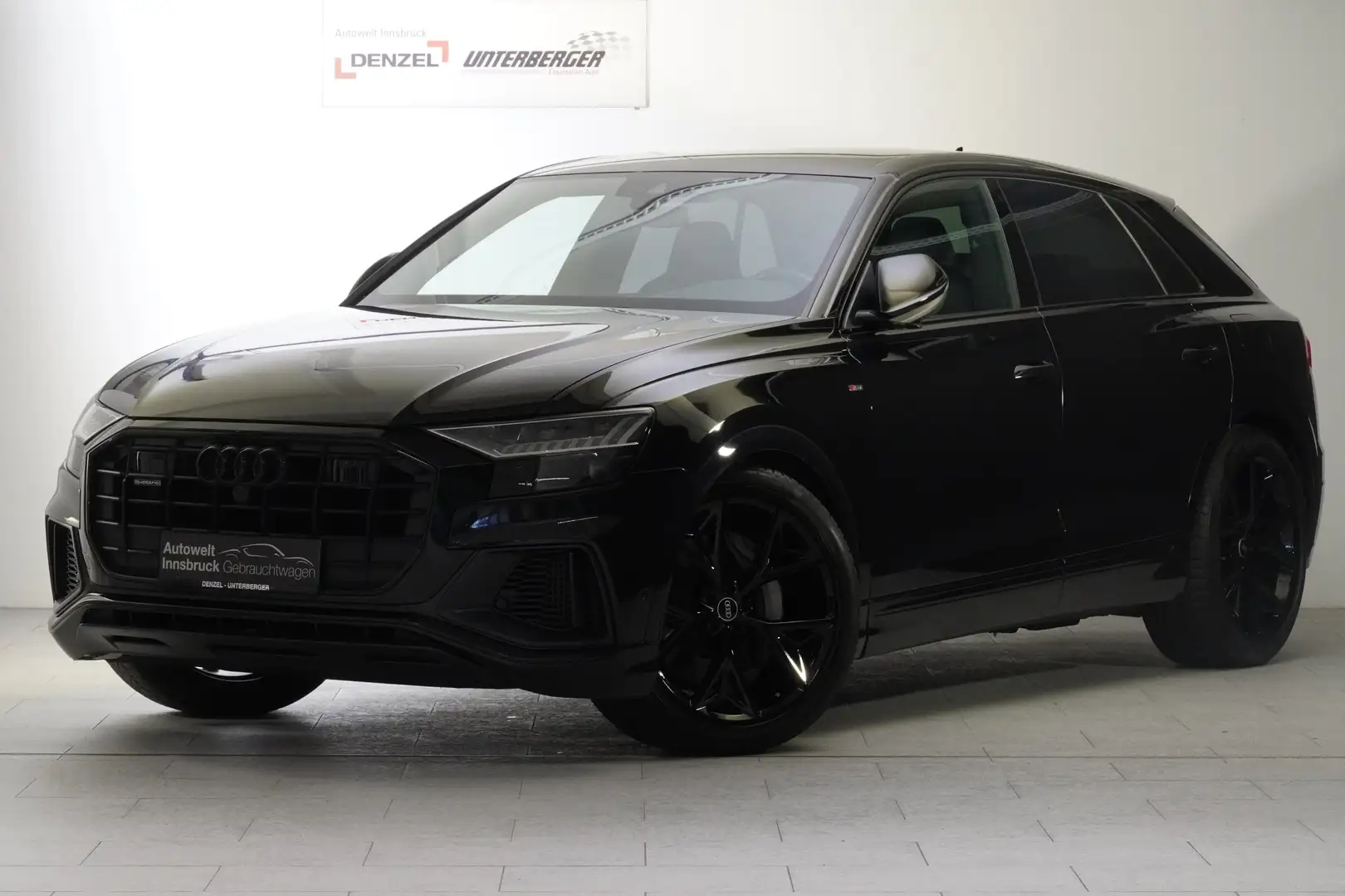Audi Q8 55 TFSI e quattro Sportpaket RFK Tempomat Schwarz - 2