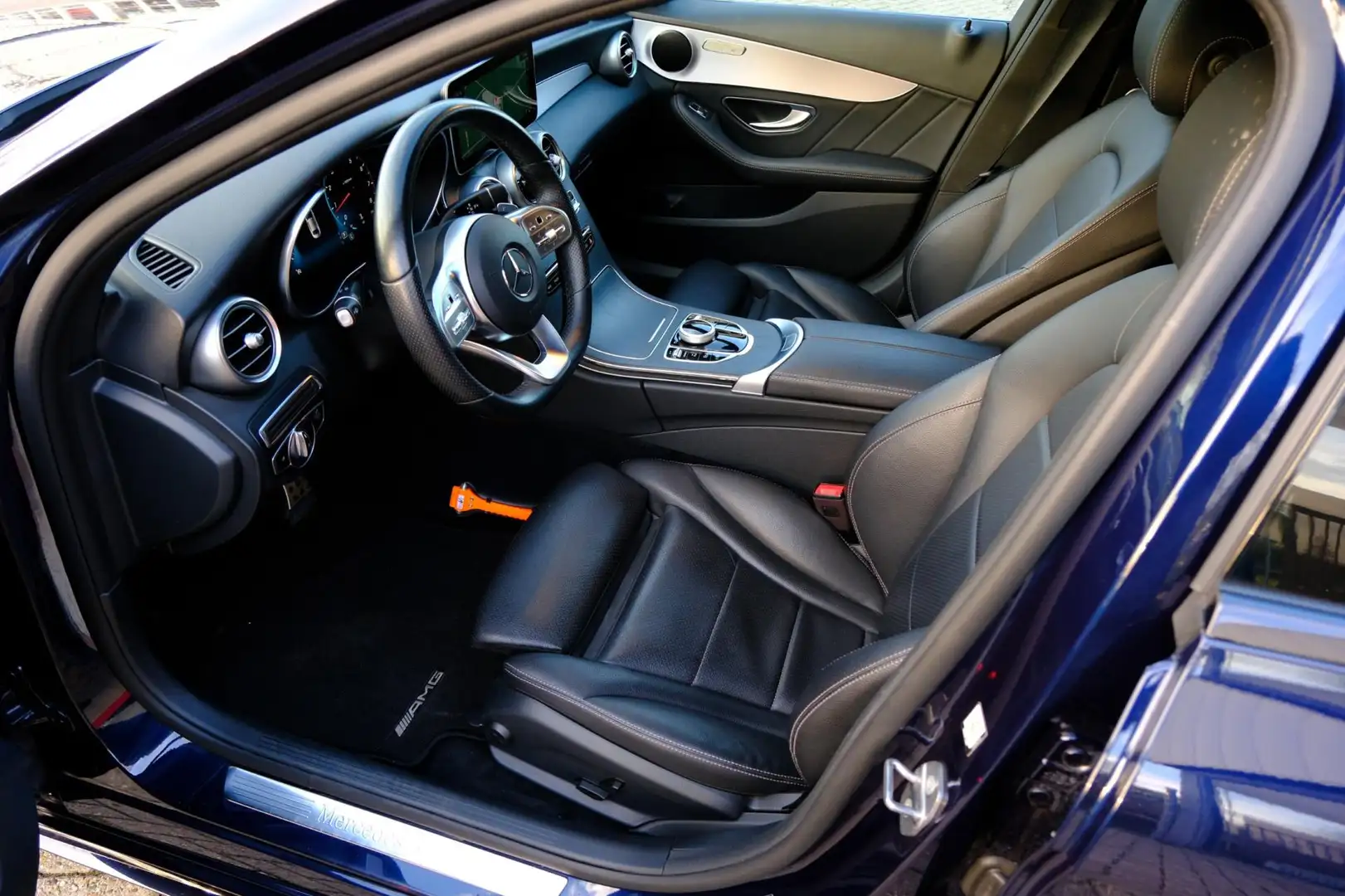 Mercedes-Benz C 180 AMG Aut. Leder|Navi|LED|Sportstoelen|Camera|Trekha Blue - 2