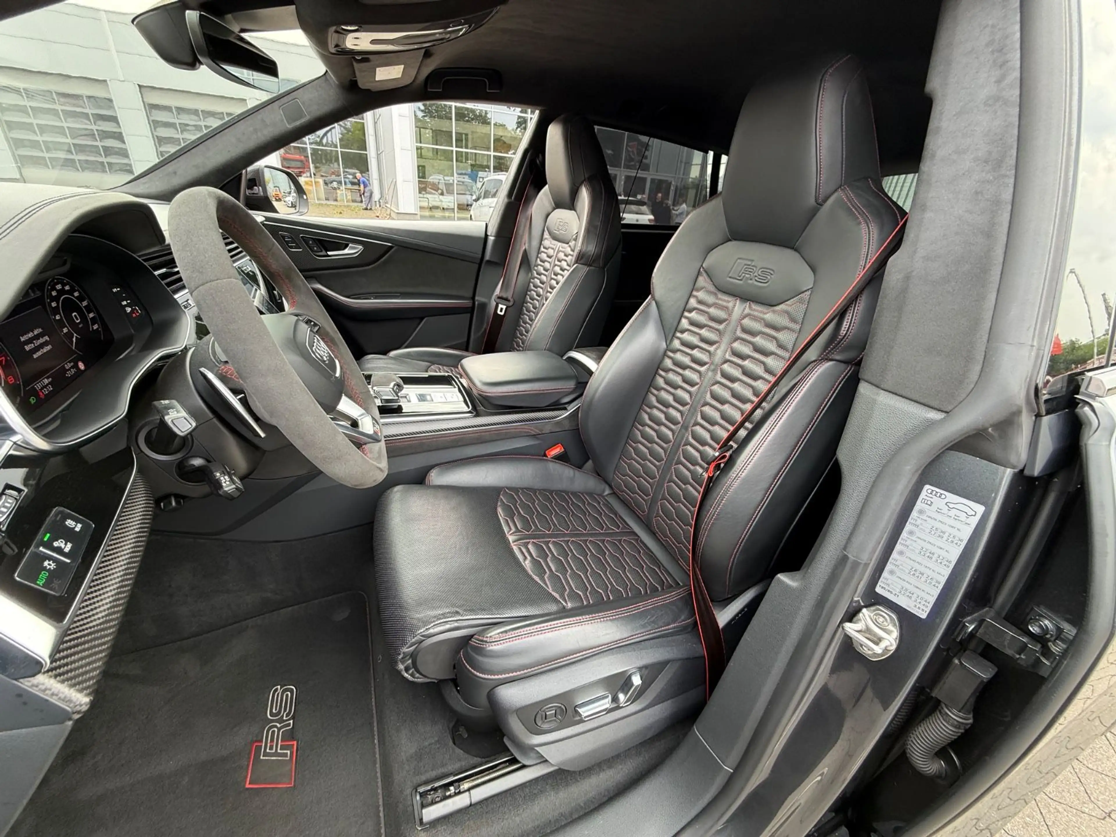 Audi RS Q8 4.0 TFSI QUATTRO, FULL CARBON, B&O, 23" — photo 14