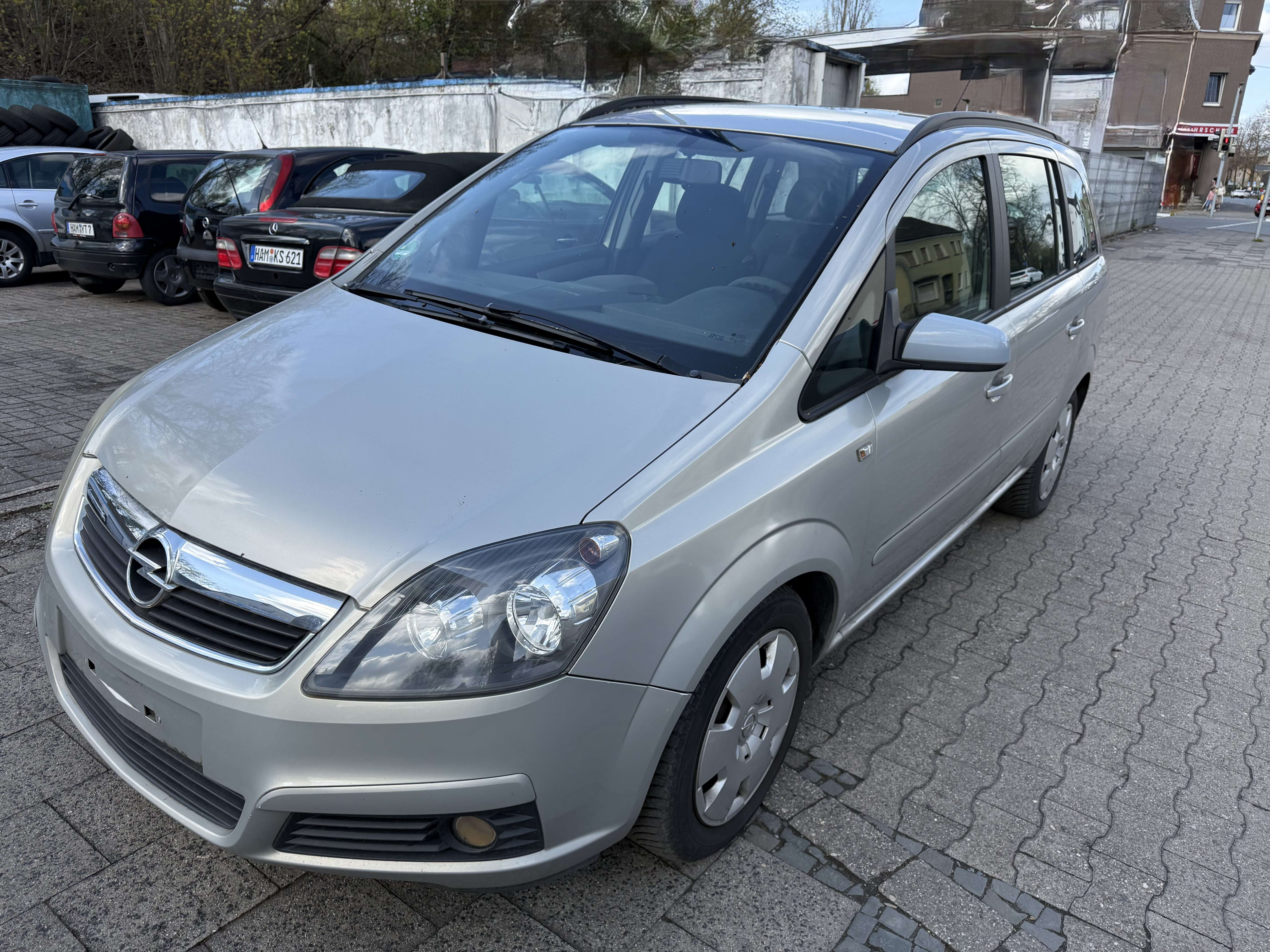 Second hand Opel Zafira 1.6