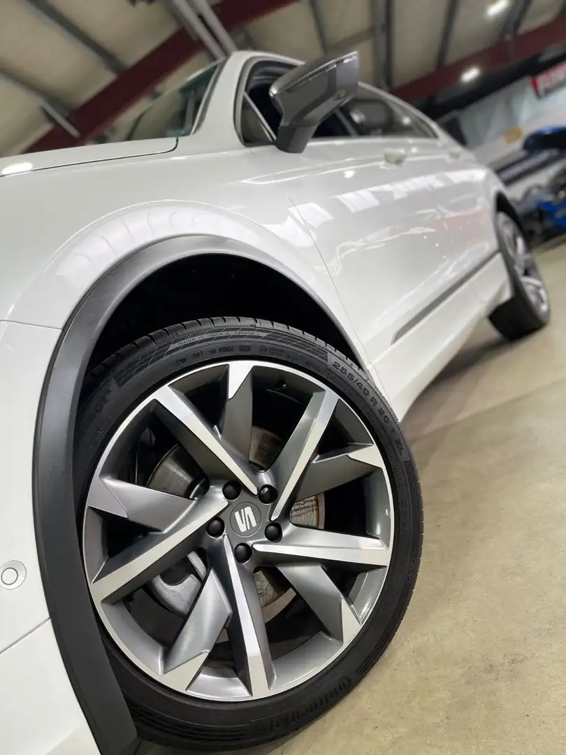 SEAT Tarraco FR 4DRIVE+7-SITZ+PANO+GARANTIE Weiß - 2