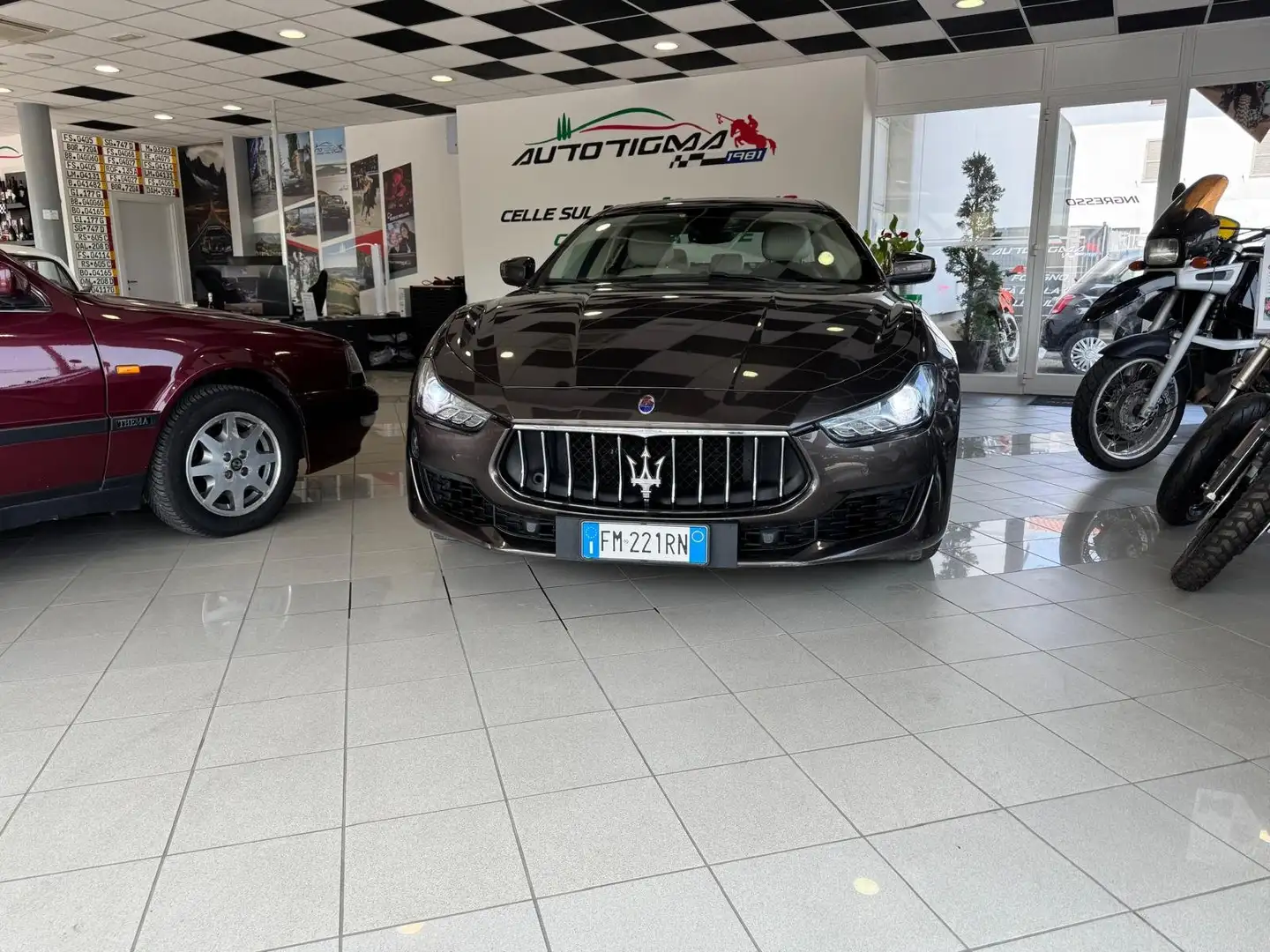 Maserati Ghibli Ghibli 3.0 V6 ds 250cv auto my17 Bronzo - 2