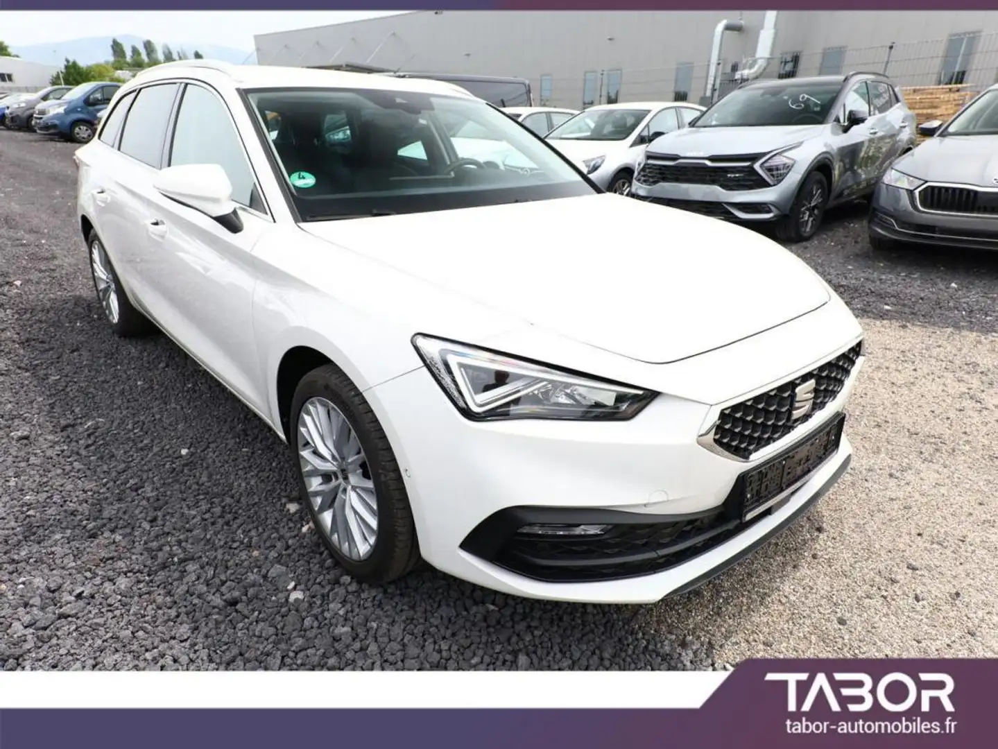 SEAT Leon ST 1.5 TSI 150 XC LED DAB GPS Blanc - 2