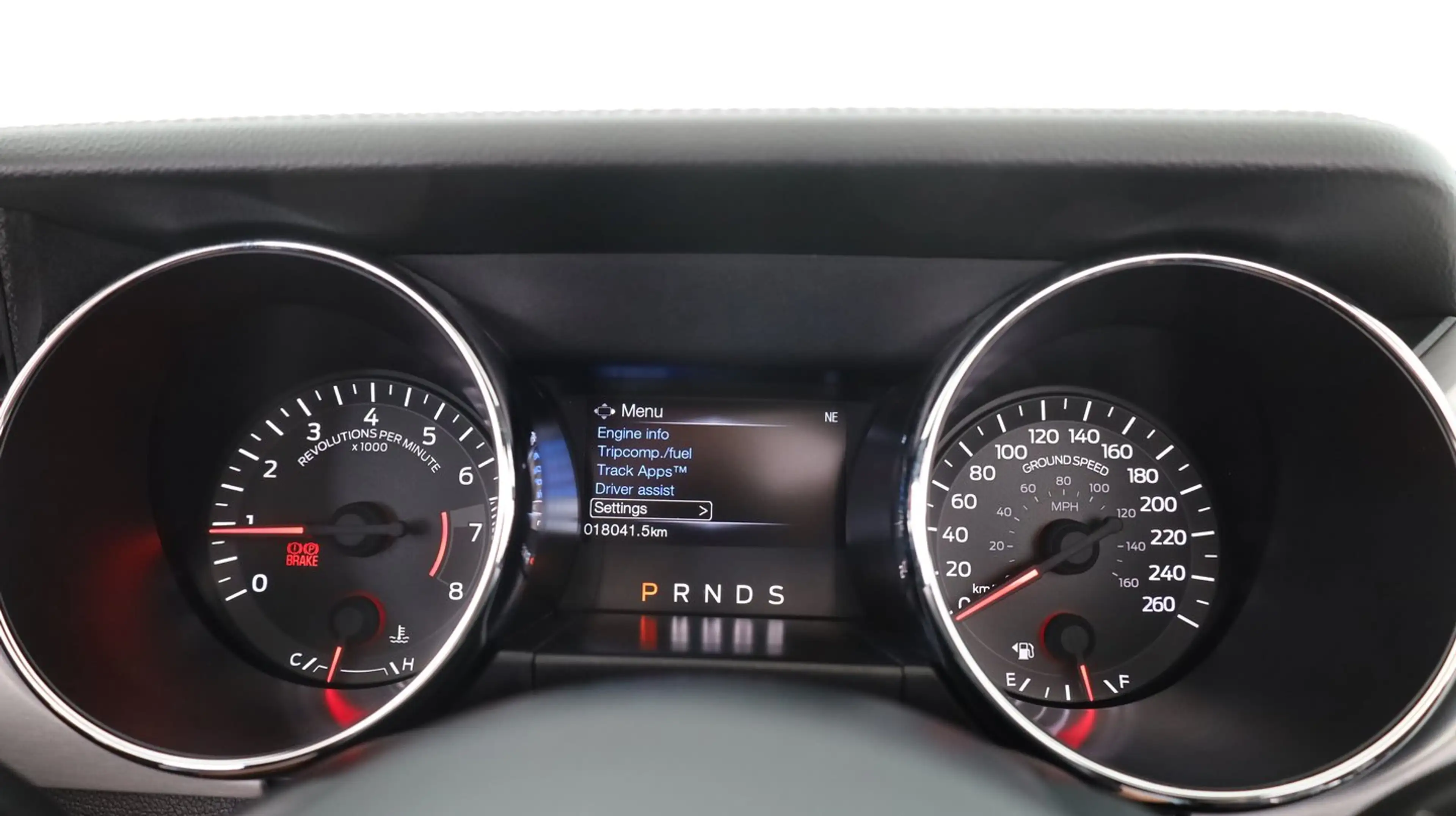 Ford Mustang GT Convertible — photo 14