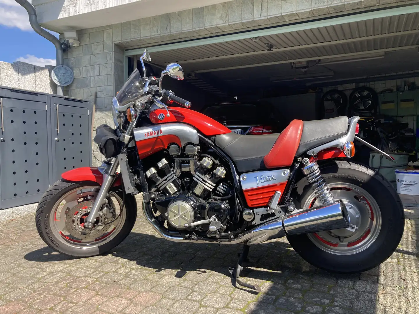 Yamaha Vmax - 1