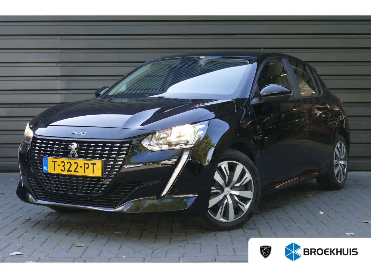 Peugeot 208 1.2 PURETECH 100PK ACTIVE PACK / NAVI / LED / AIRC — photo 1 of 22