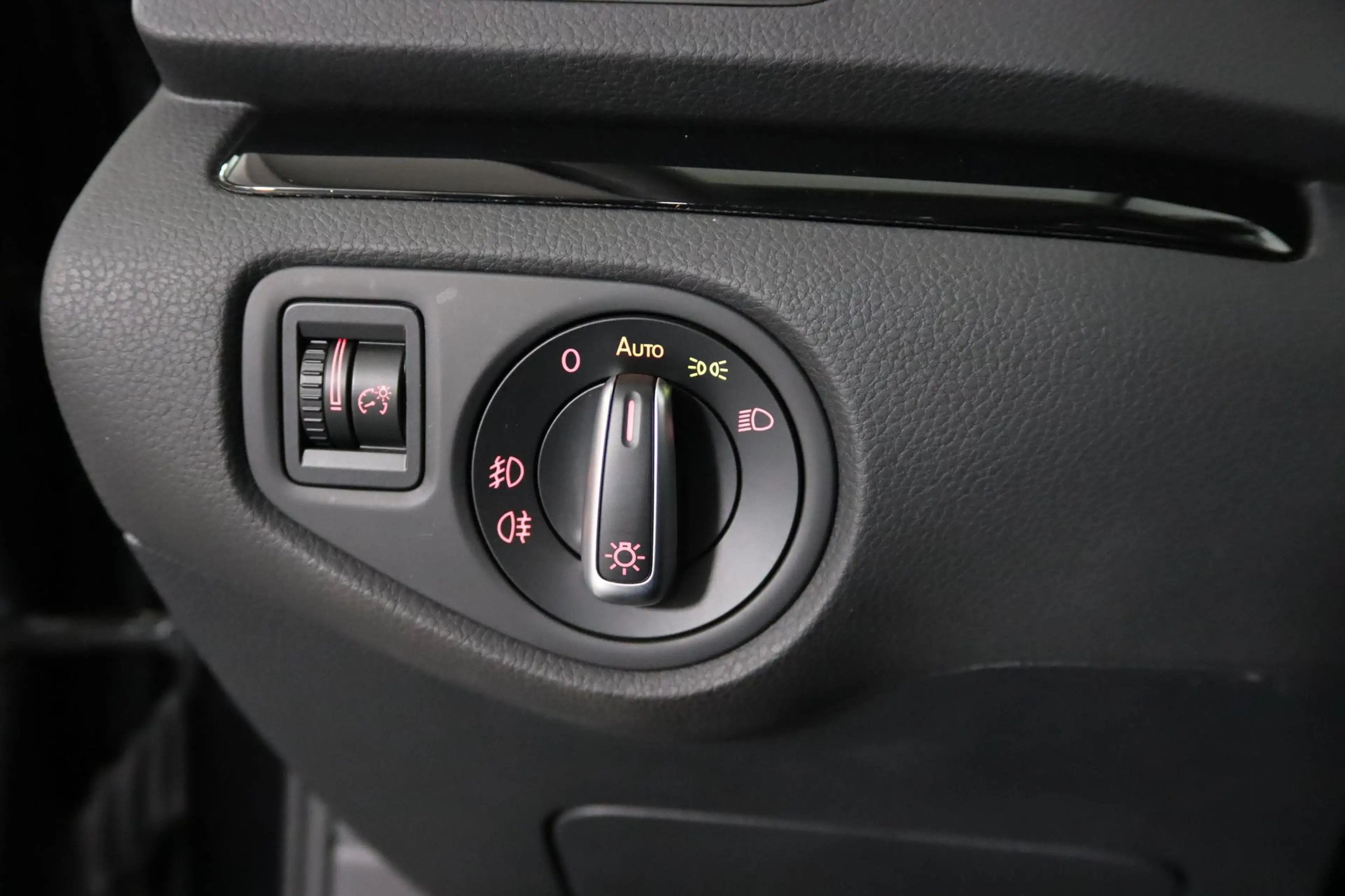 SEAT Alhambra 1.4 TSI FR Business Intense, 7-Persoons, Trekhaak, — photo 30