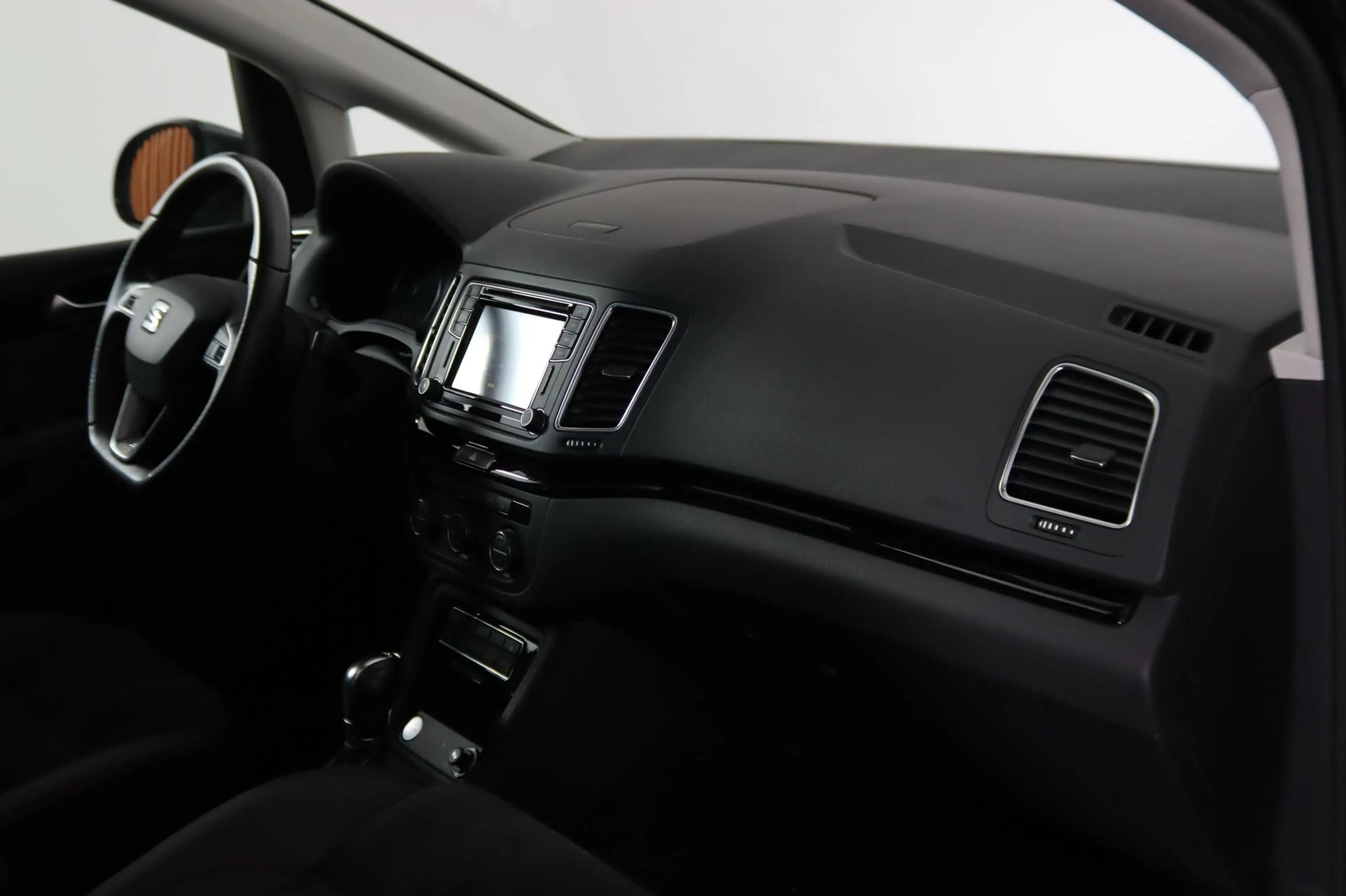 SEAT Alhambra 1.4 TSI FR Business Intense, 7-Persoons, Trekhaak, — photo 49