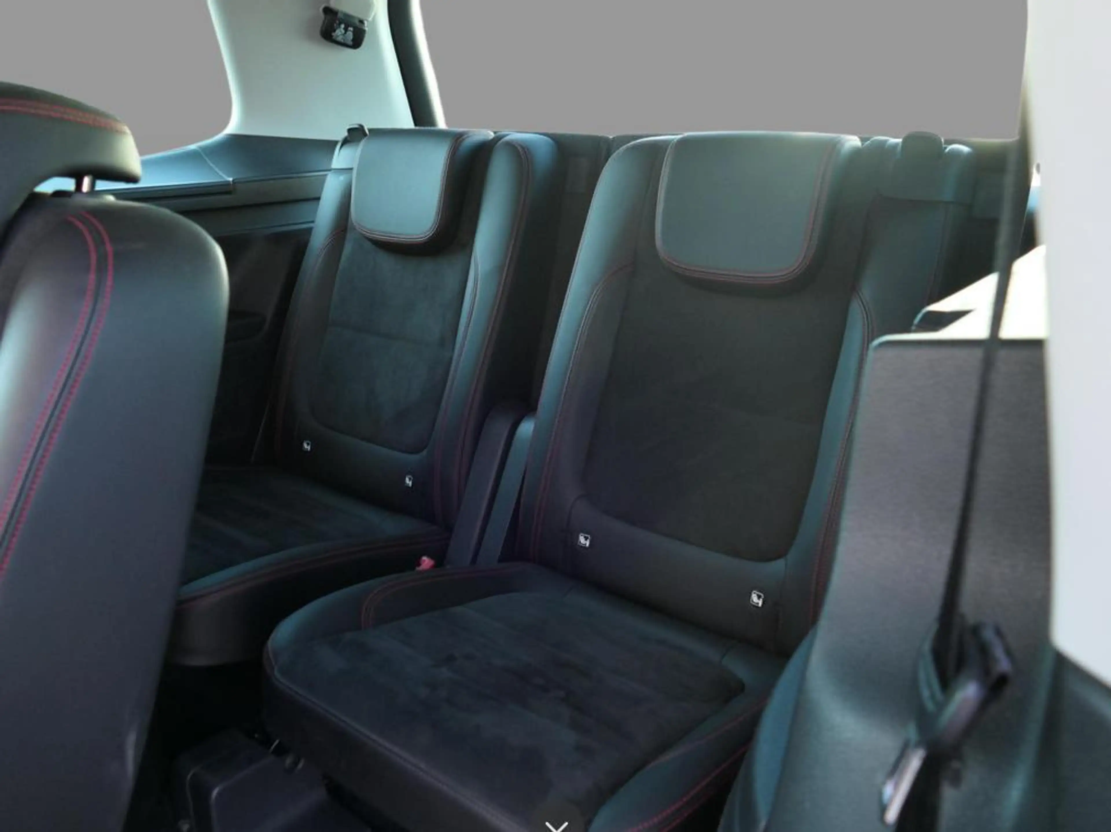 SEAT Alhambra 1.4 TSI FR Business Intense, 7-Persoons, Trekhaak, — photo 6