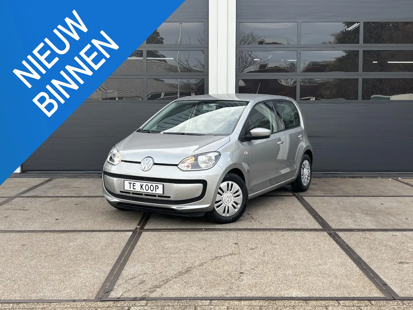 Volkswagen up! 1.0 move up! BlueMotion | Airco | Garmin Navigatie Grijs - 1