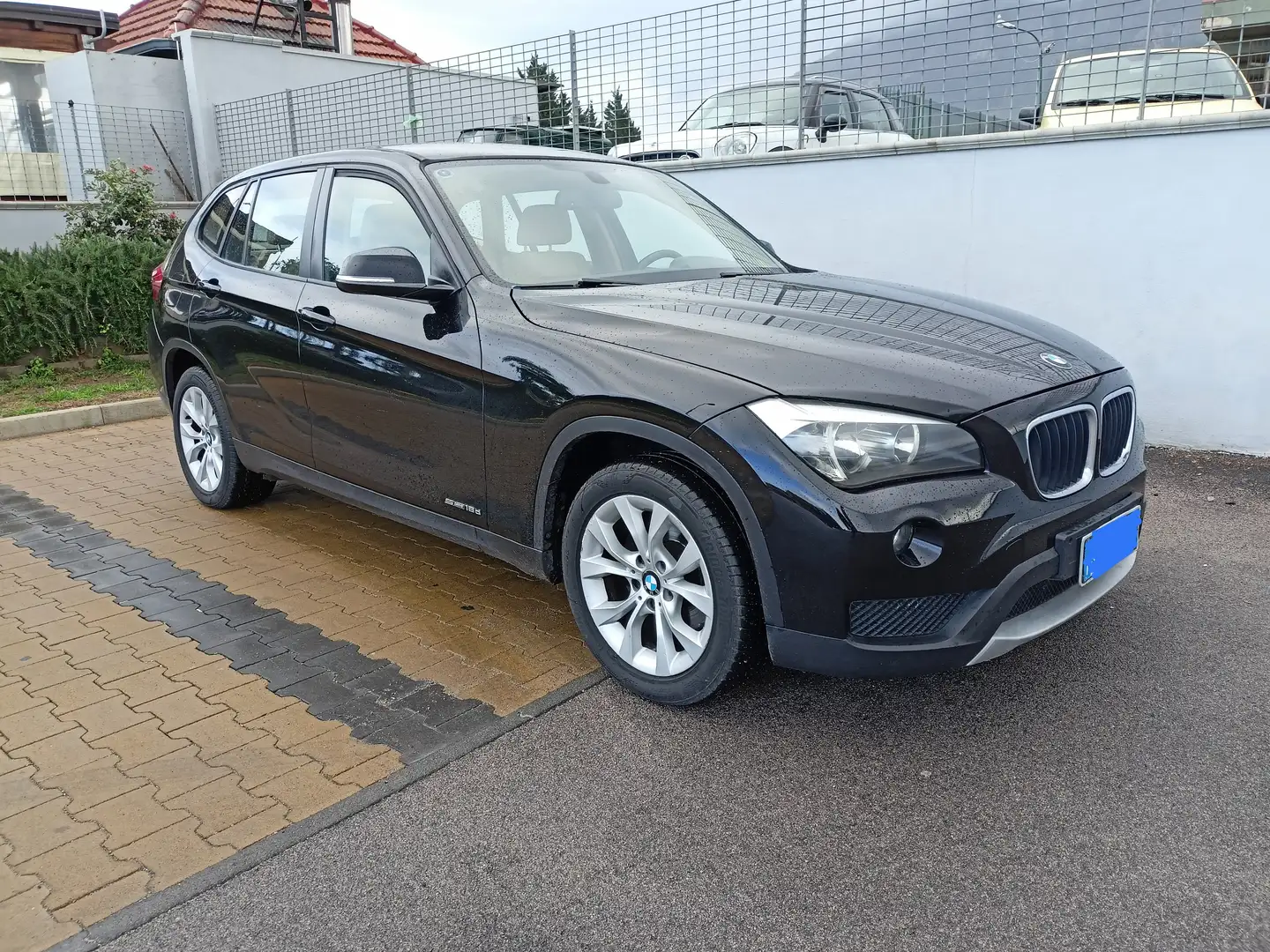 BMW X1 sdrive18d - MOTORE NUOVO (800 km) Чорний - 1