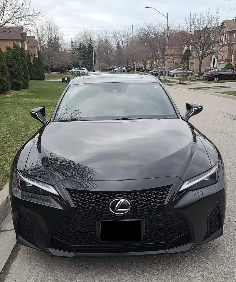 2022 Lexus IS
