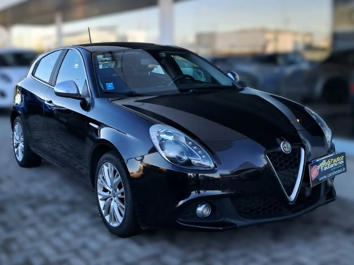 Alfa Romeo Giulietta 1.6 JTDm 120 CV Super Schwarz - 2