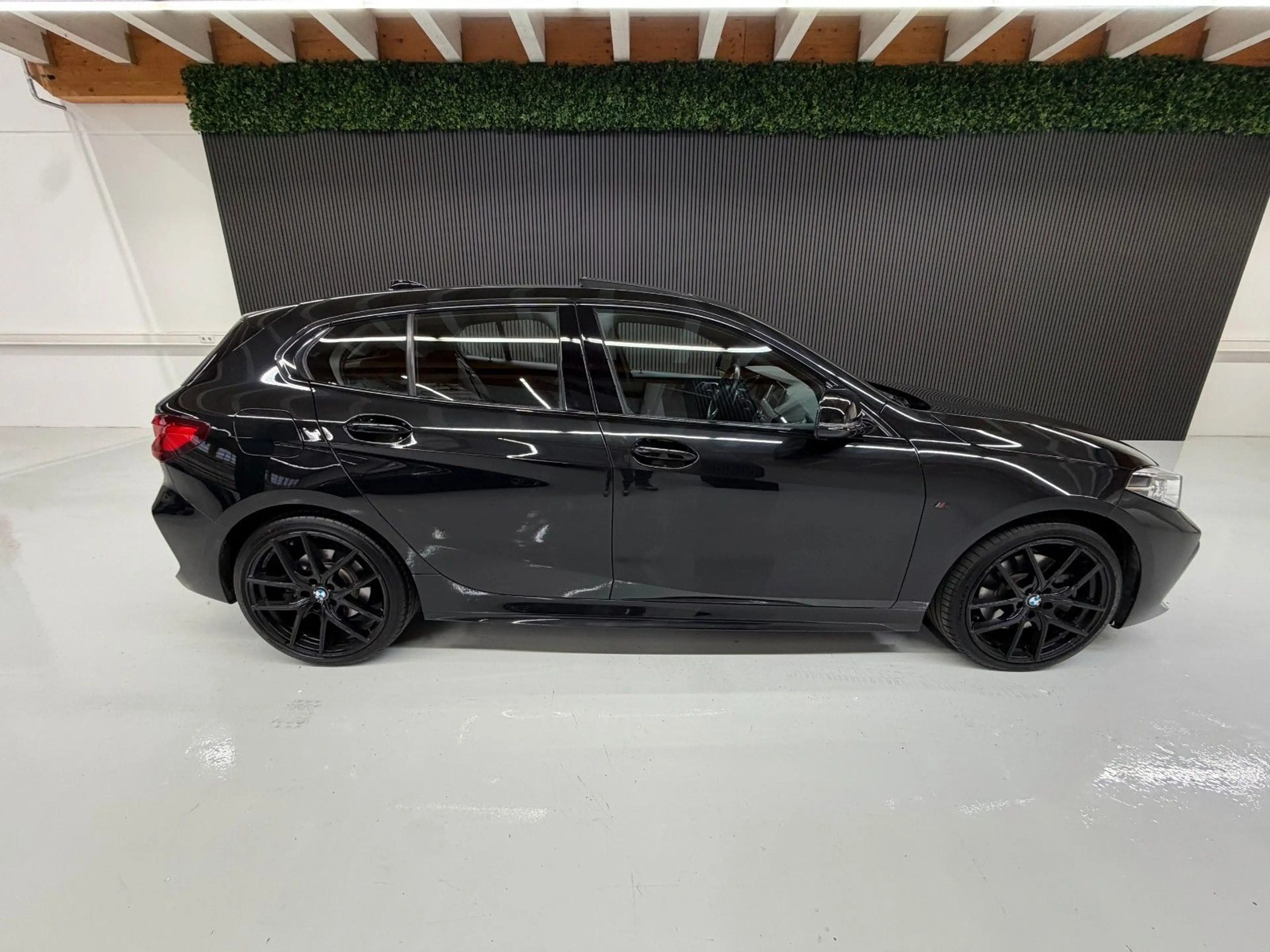 BMW 120 dA M Sport Panorama Navi LED Automatik Kamera — photo 8