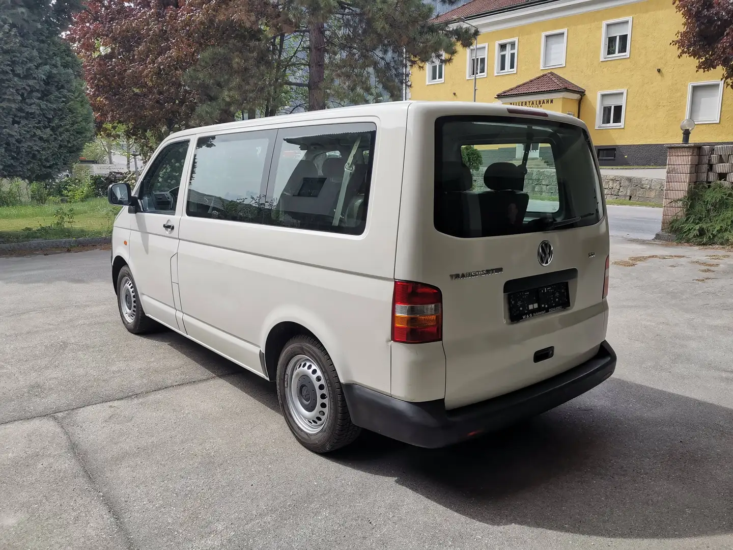 Volkswagen Bus Transporter Weiß - 2