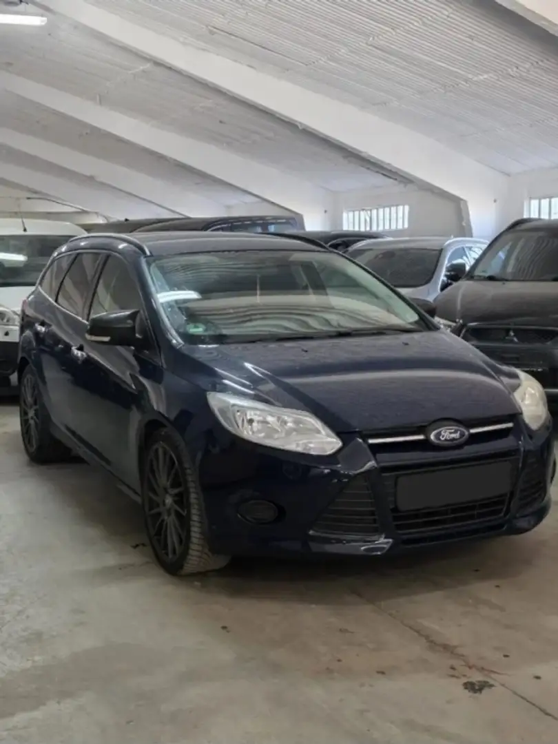 Ford Focus 1.6TDCi Sport 115 Azul - 2