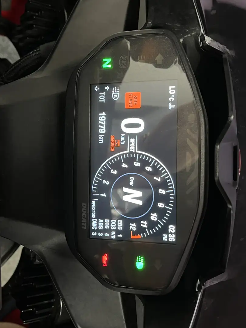 Ducati Panigale V2 Rood - 2