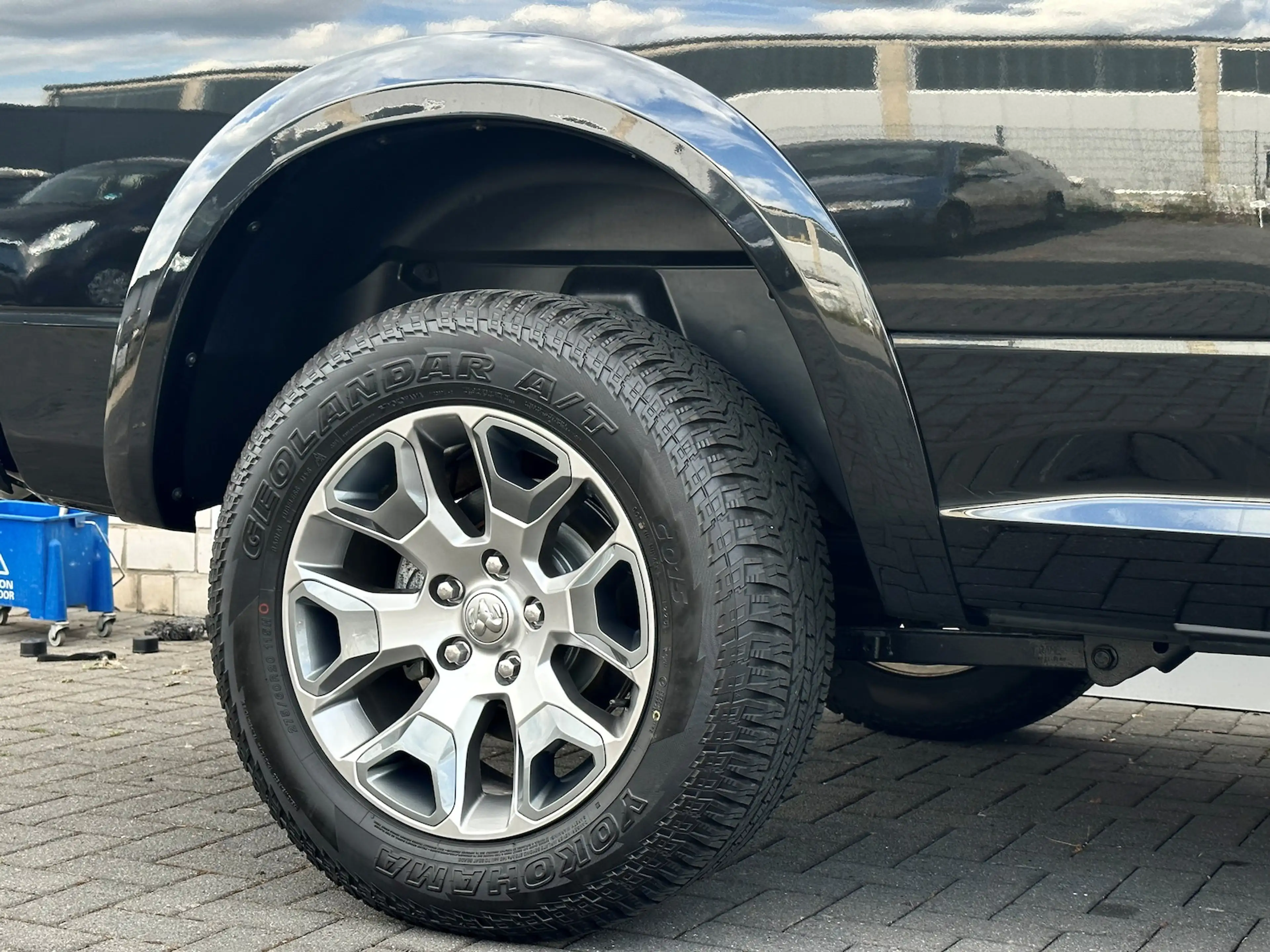 Dodge RAM 1500 Limited 5,7L 4x4 Longbed Luftfahrw. LPG — photo 7