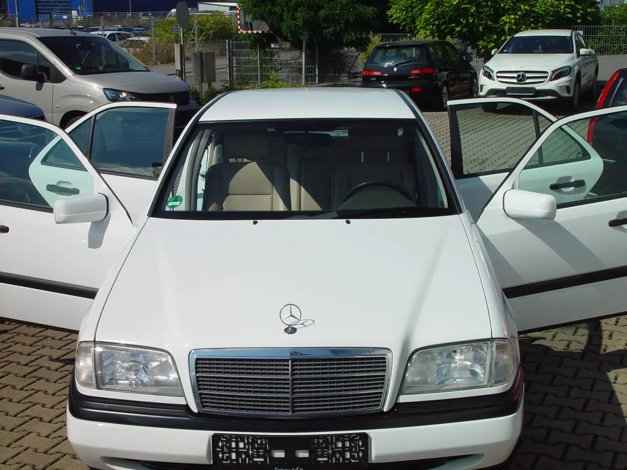 Mercedes-Benz C 180 C-Klasse Classic Automatik + Klimaanlage, foto 5