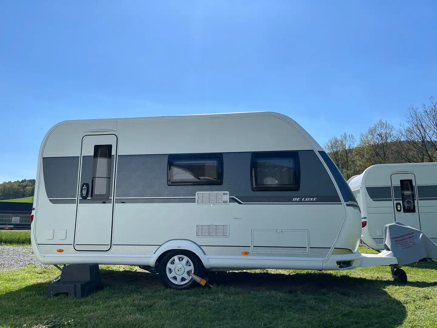 Hobby 440 SF DE LUXE + MOVER + autom.Sat+TV+Vorzelt Weiß - 2