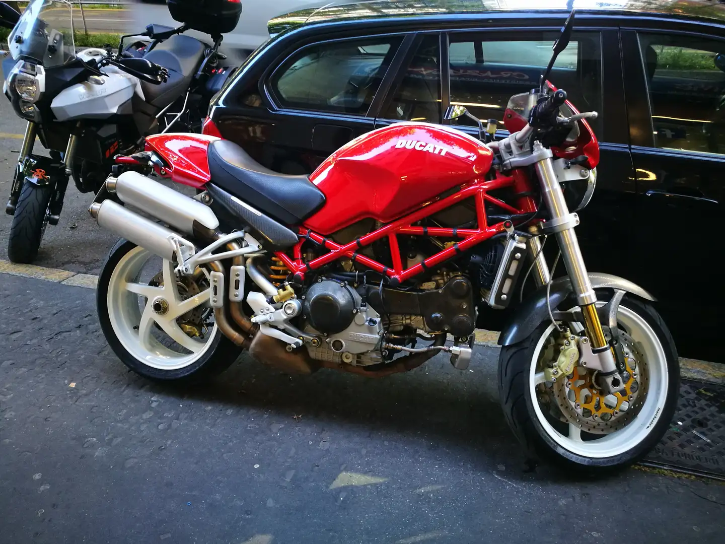 Ducati Monster S4R Rosso - 1