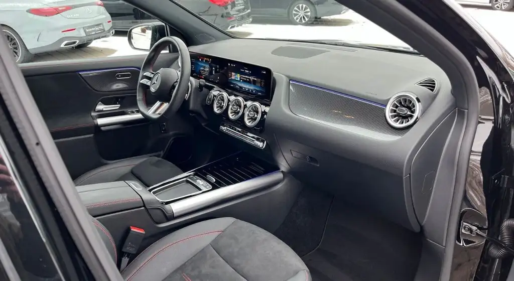 Mercedes-Benz GLA 220 2024 из Европы — купить под ключ